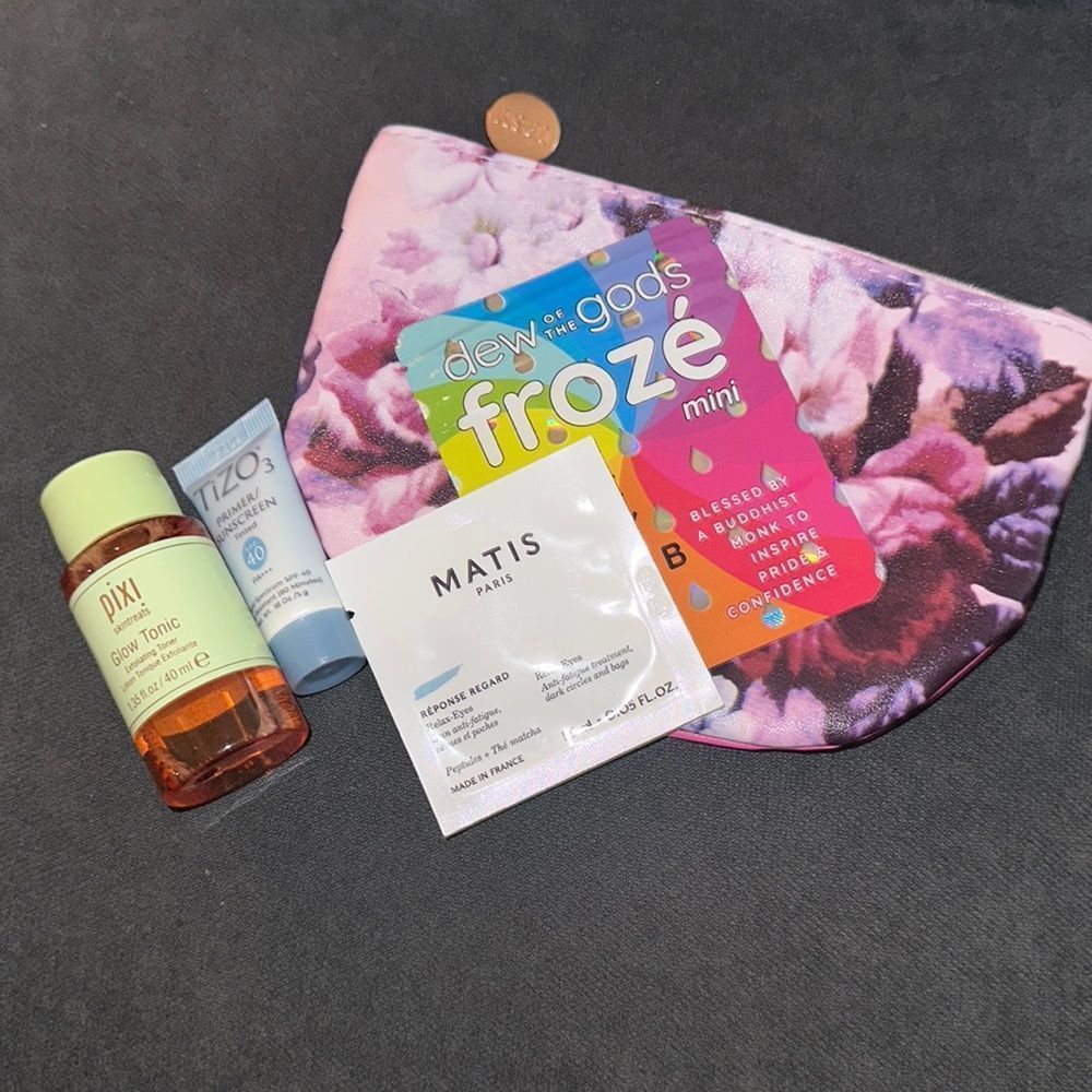 SKIN CARE TRIAL BUNDLE - pixi glow tonic, matis relax-eyes, tizo3 tinted primer